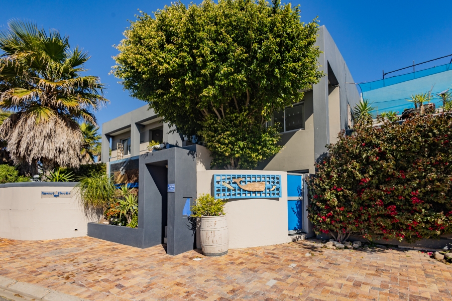 13 Bedroom Property for Sale in Sunset Beach Western Cape